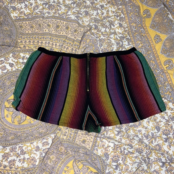 EUC Mimi Chica Fitted Serape Style Hippie Stoner Festival Party Shorts Large - Picture 2 of 7